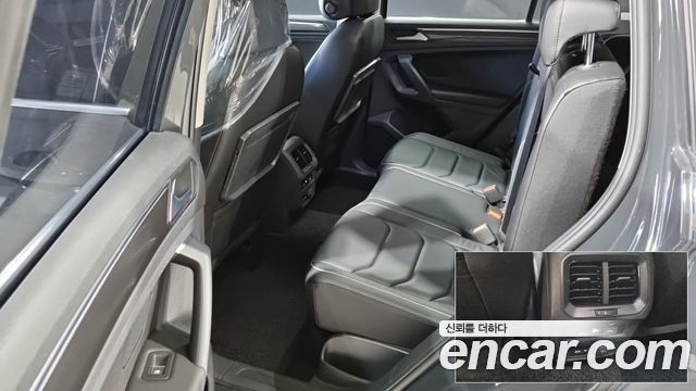 Volkswagen Tiguan 2020 — photo 13