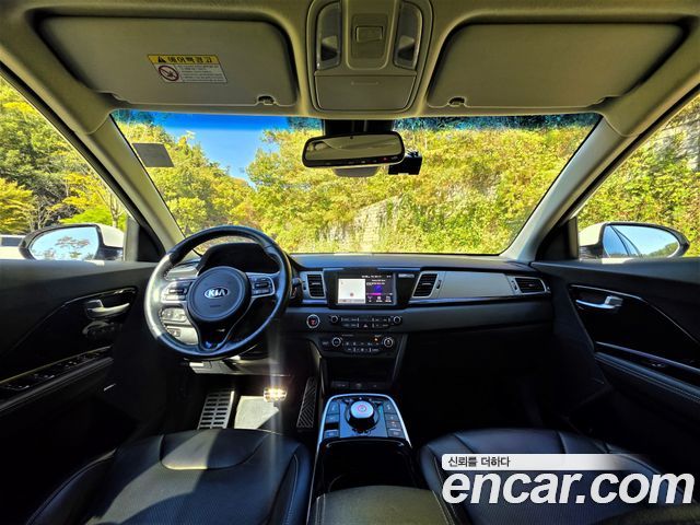 Kia Niro 2019 — photo 7