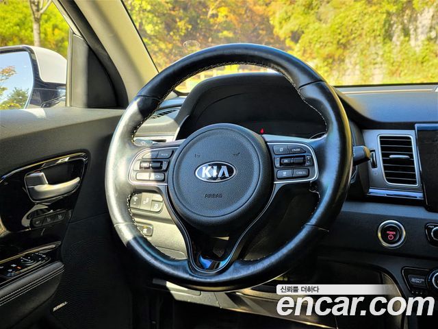 Kia Niro 2019 — photo 12