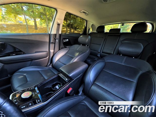 Kia Niro 2019 — photo 14