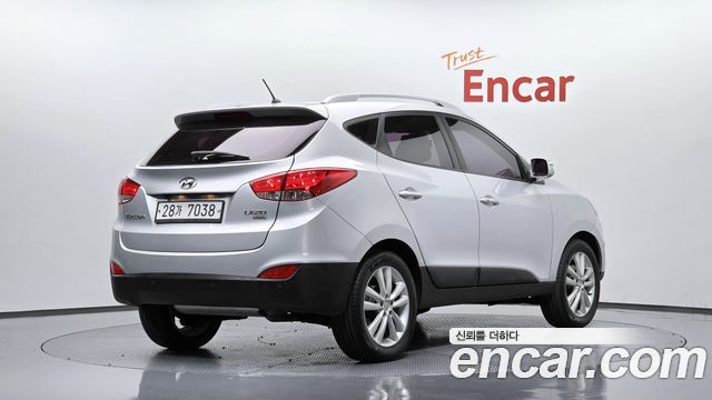 Hyundai Tucson 2012 — photo 2