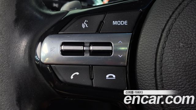 Kia K7 2020 — photo 22