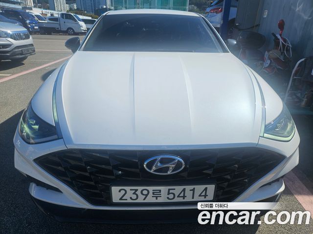Hyundai Sonata 2022 — photo 1