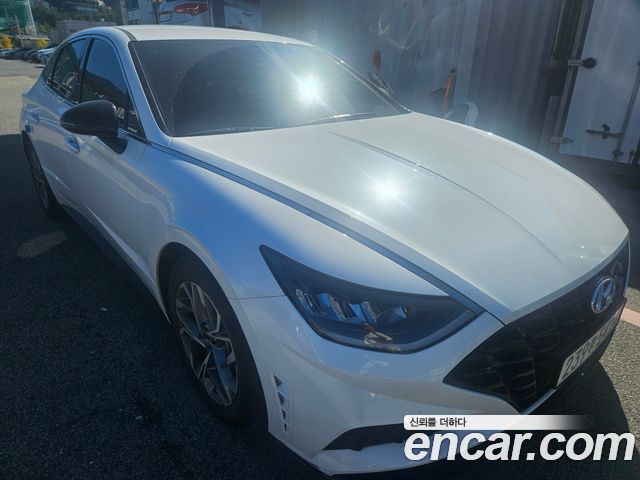 Hyundai Sonata 2022 — photo 2