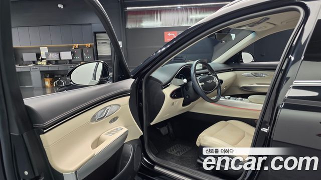 Genesis GV70 2023 — photo 13