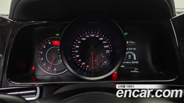 Hyundai AVANTE 2022 — photo 11