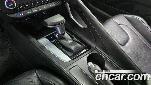Hyundai AVANTE 2022 — photo 12