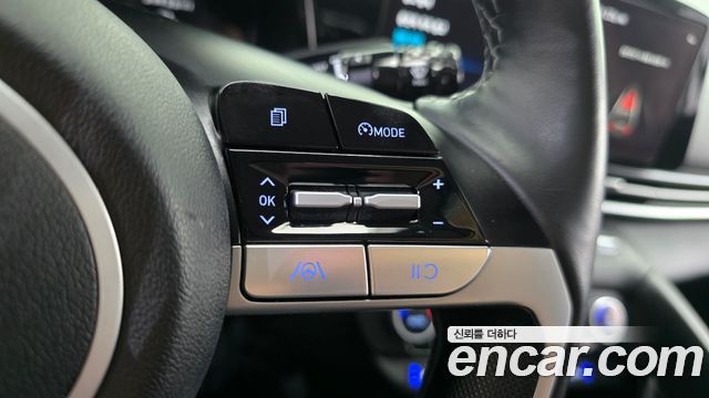 Hyundai AVANTE 2022 — photo 27