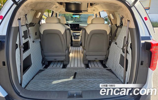 Kia Canival 2024 — photo 17