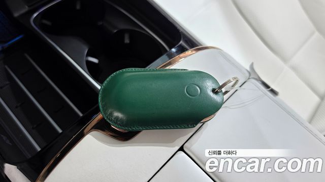 Mercedes-Benz S-Class 2023 — photo 21