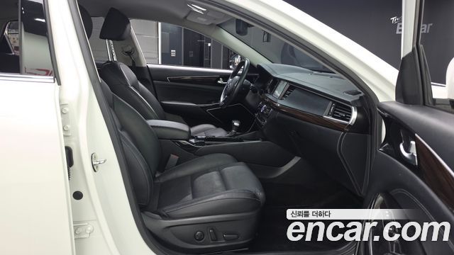 Kia K7 2018 — photo 17