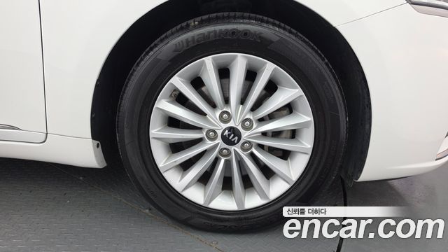Kia K7 2018 — photo 7
