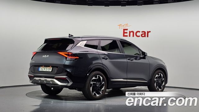 Kia Sportage 2022 — photo 2