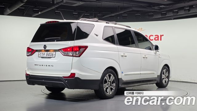 KG Mobility KORANDO 2015 — photo 2