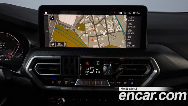 BMW X4 2022 — photo 18