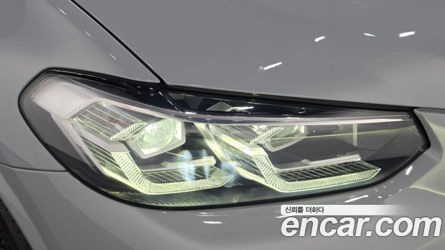 BMW X4 2022 — photo 8