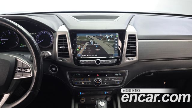 KG Mobility Rexton 2019 — photo 20