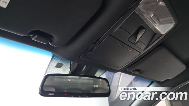 KG Mobility Rexton 2019 — photo 24