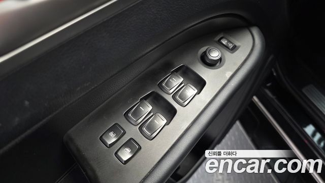 KG Mobility Rexton 2019 — photo 30