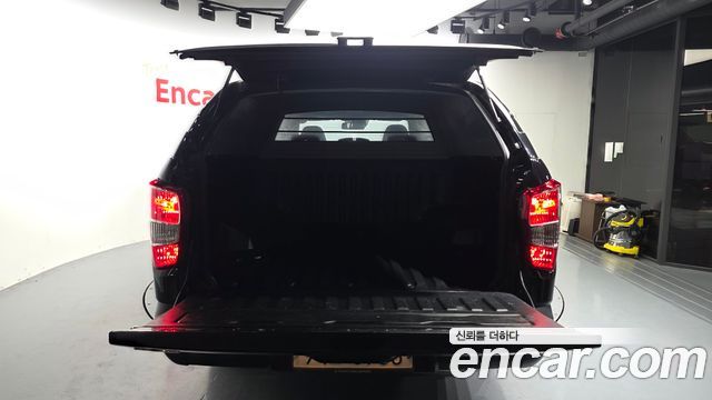 KG Mobility Rexton 2019 — photo 31
