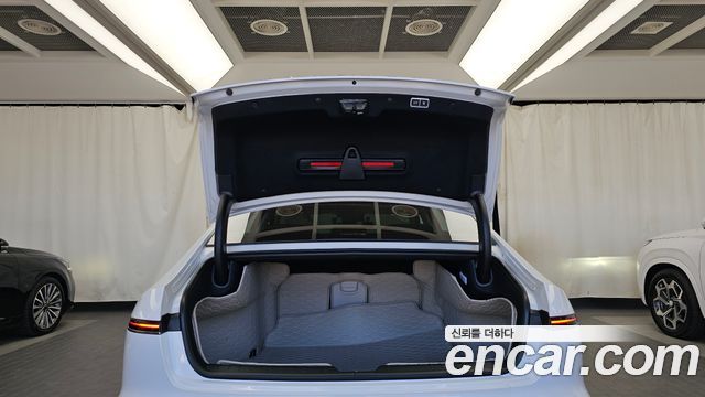 Hyundai Grandeur 2023 — photo 26