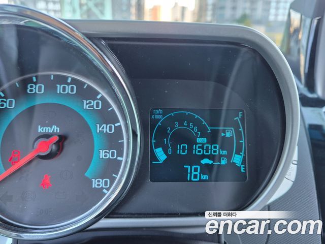 Chevrolet Korea Spark 2014 — photo 12