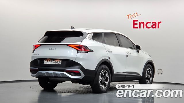 Kia Sportage 2022 — photo 2