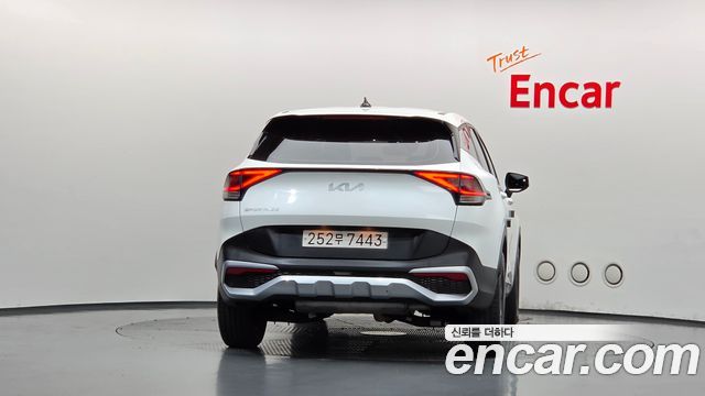 Kia Sportage 2022 — photo 4