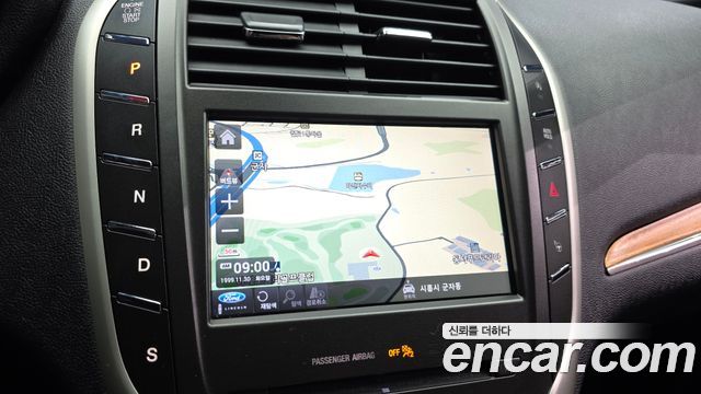 Lincoln MKC 2017 — photo 21