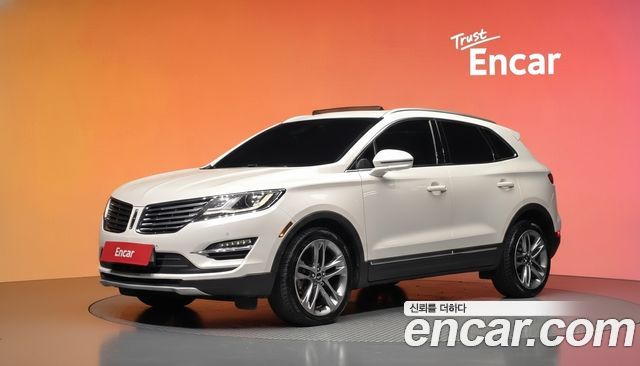 Lincoln MKC 2017 — photo 1