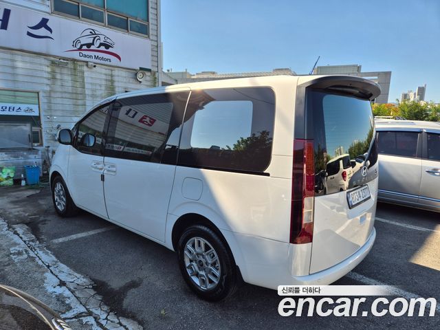 Hyundai Staria 2026 — photo 4