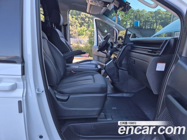 Hyundai Staria 2026 — photo 16