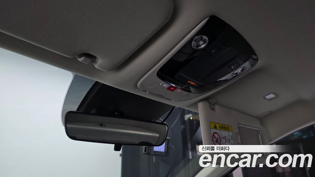 Kia K5 2023 — photo 19