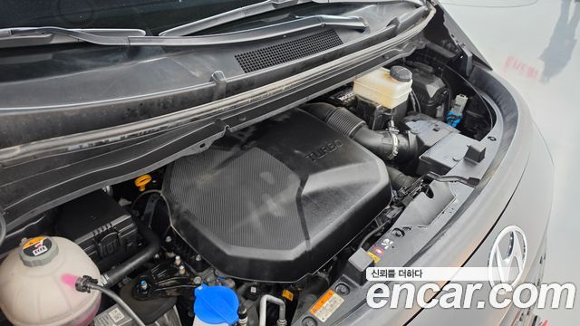 Hyundai Staria 2023 — photo 6