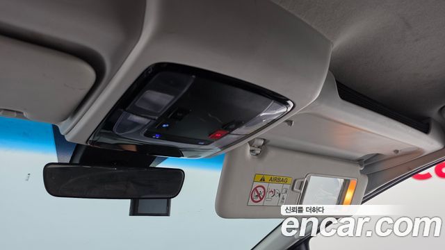 Hyundai Staria 2023 — photo 15