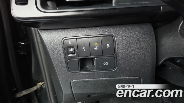 Hyundai Staria 2023 — photo 20