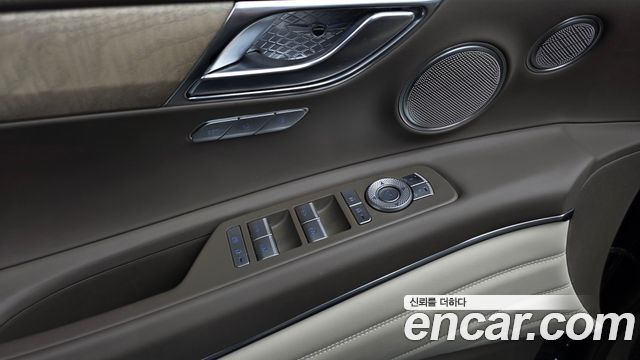 Genesis GV80 2022 — photo 24