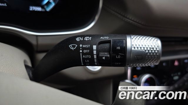 Genesis GV80 2022 — photo 35