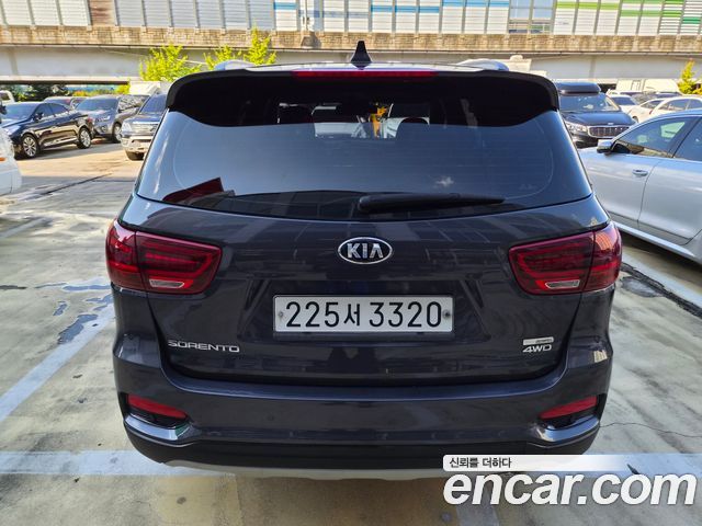 Kia Sorento 2019 — photo 4