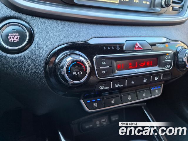Kia Sorento 2019 — photo 13