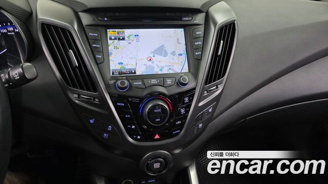 Hyundai Veloster 2014 — photo 19