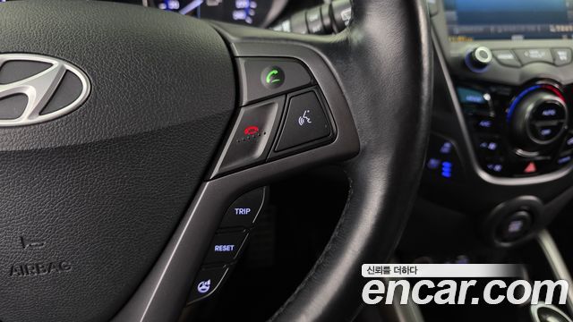 Hyundai Veloster 2014 — photo 24