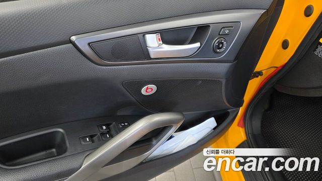 Hyundai Veloster 2014 — photo 29