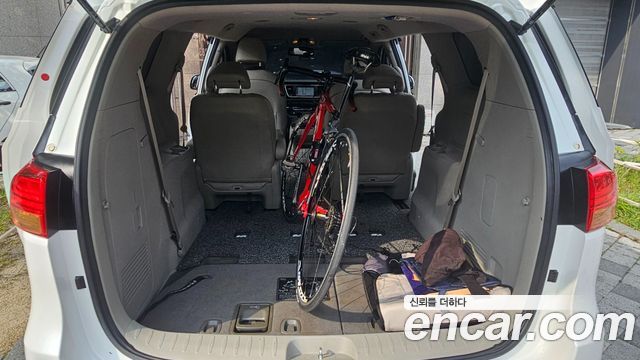 Kia Canival 2018 — photo 14