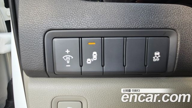 Kia Canival 2018 — photo 18