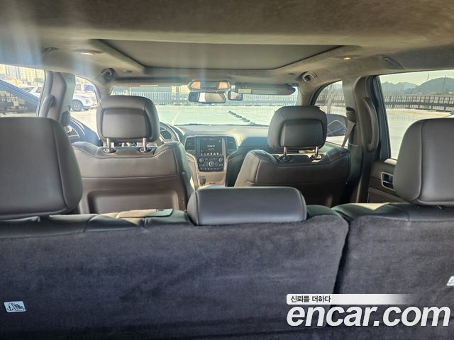 Jeep Cherokee 2016 — photo 8