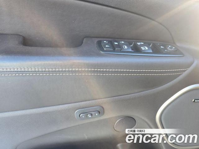 Jeep Cherokee 2016 — photo 16