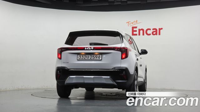 Kia Seltos 2023 — photo 4