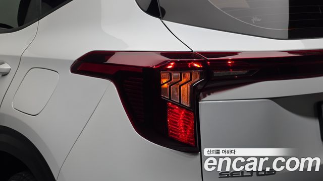 Kia Seltos 2023 — photo 9