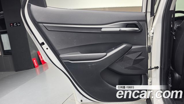 Kia Seltos 2023 — photo 15